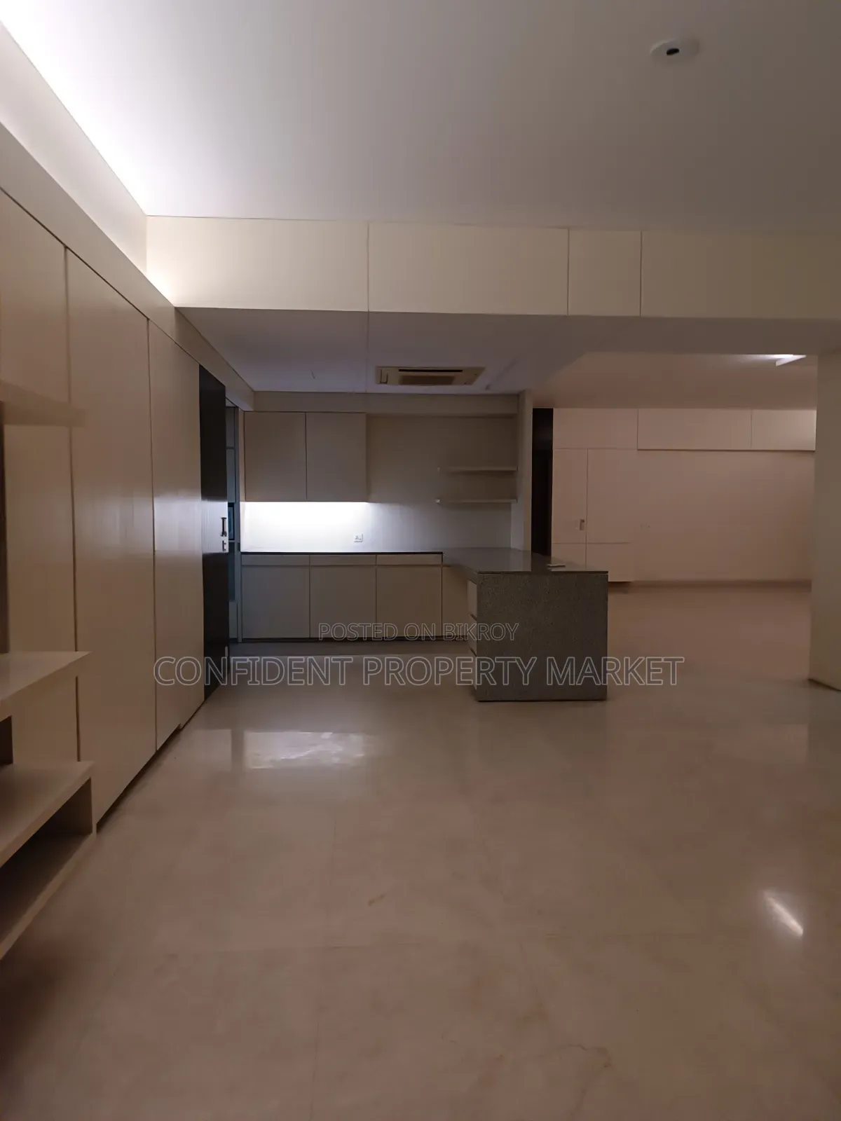 4 Bedroom Apartment in Gulshan for Rent