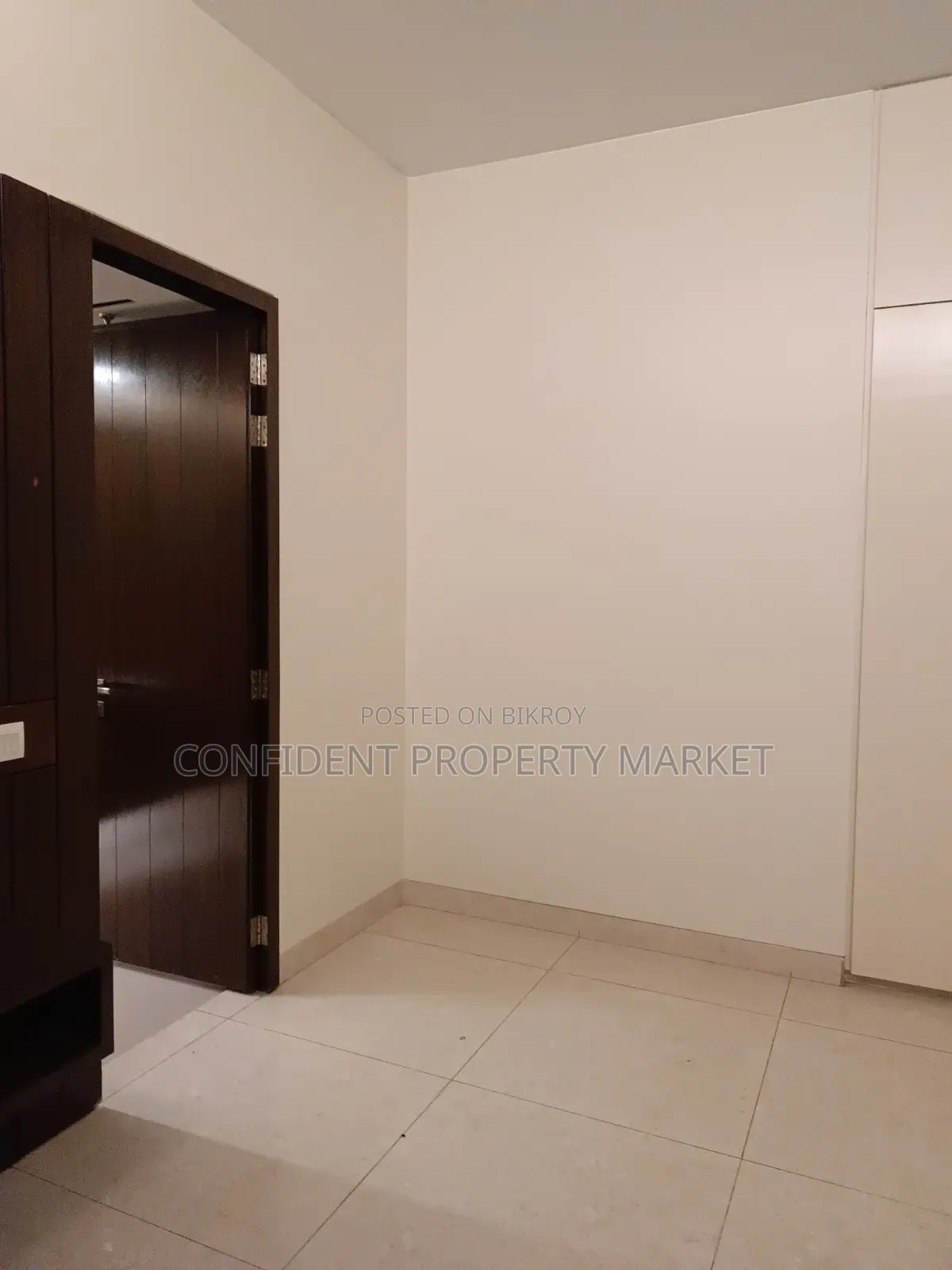 4 Bedroom Apartment in Gulshan for Rent