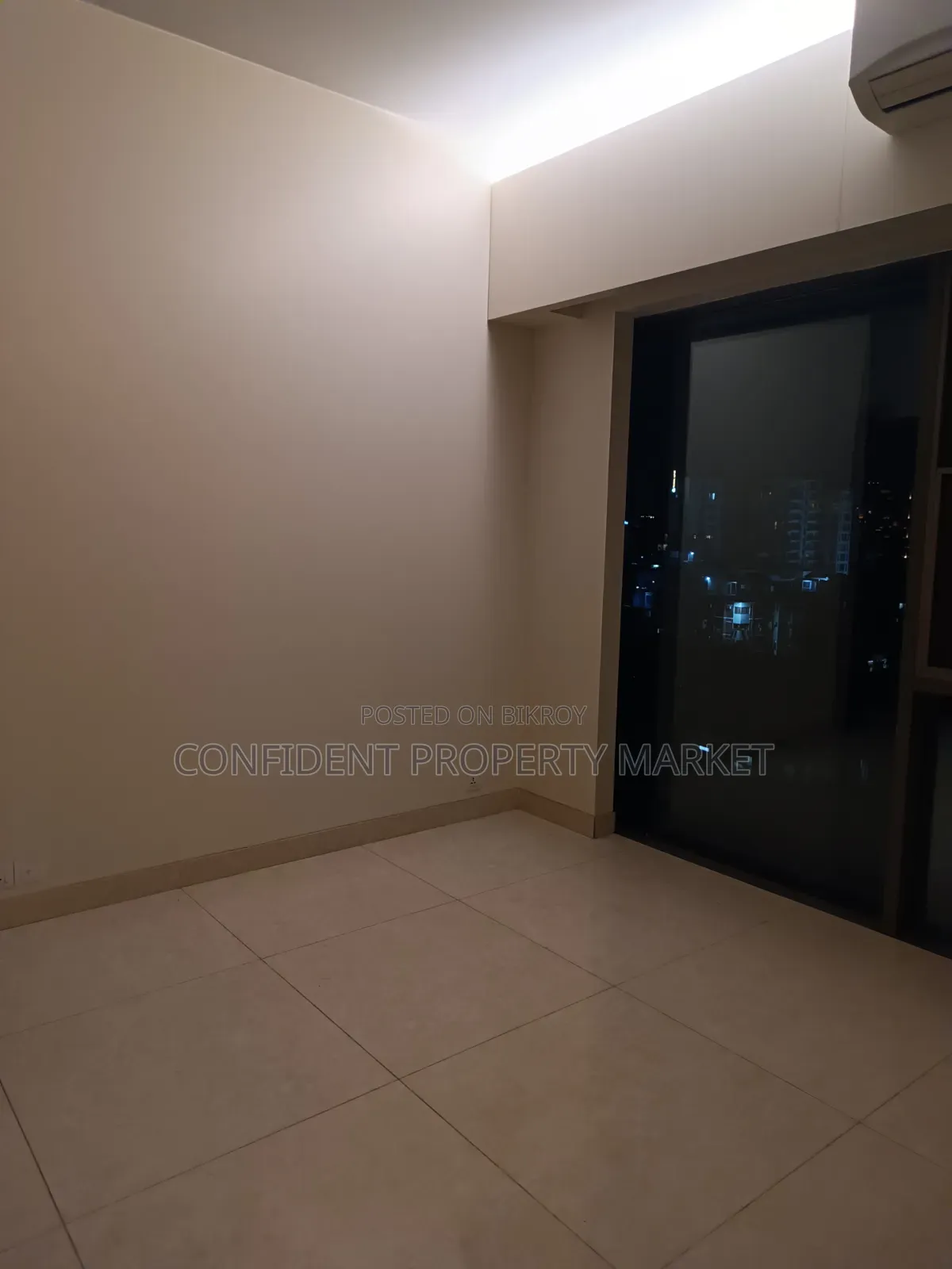 4 Bedroom Apartment in Gulshan for Rent
