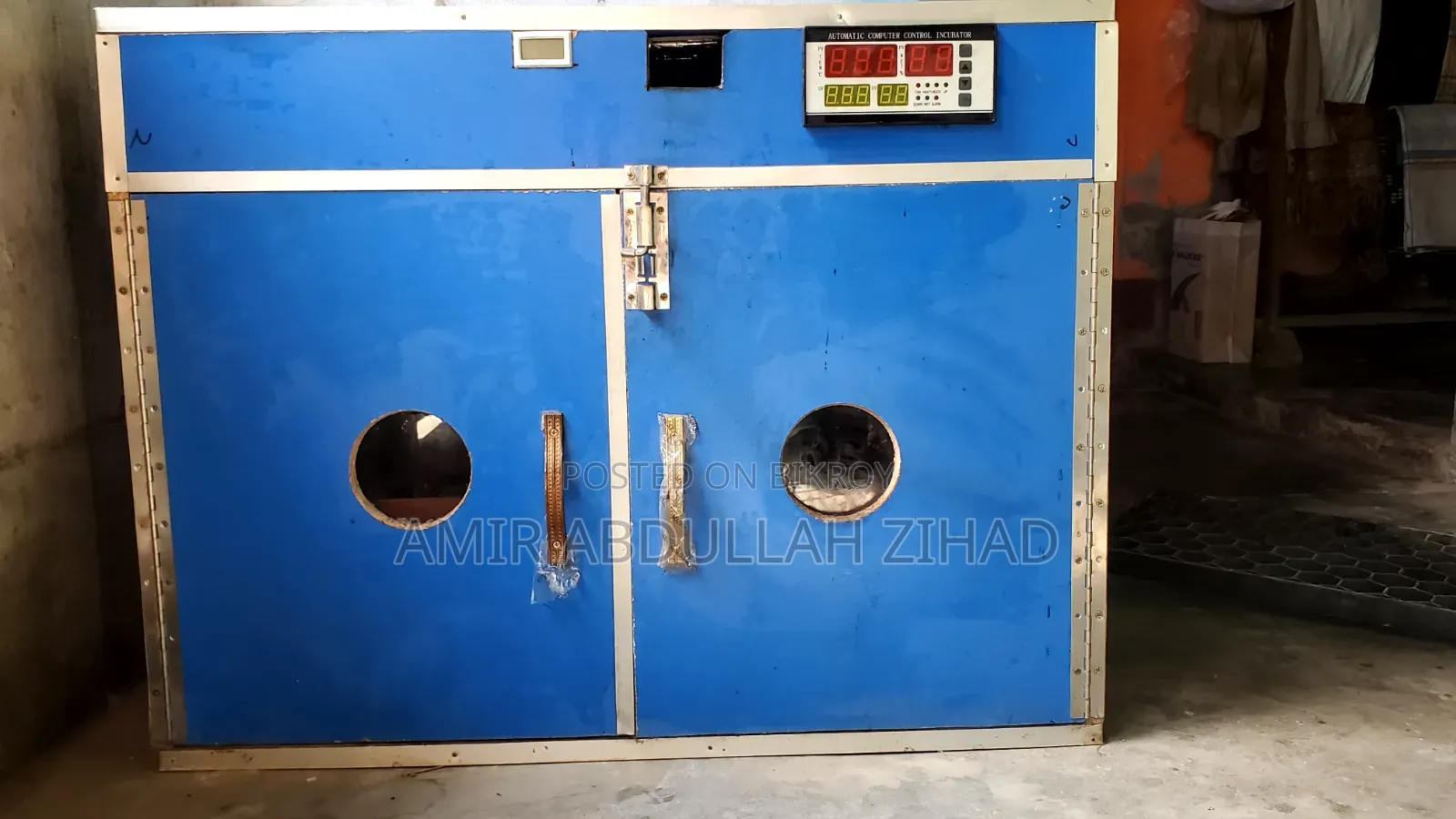 Automatic Egg Incubator Machine for Sale (200 Eggs)