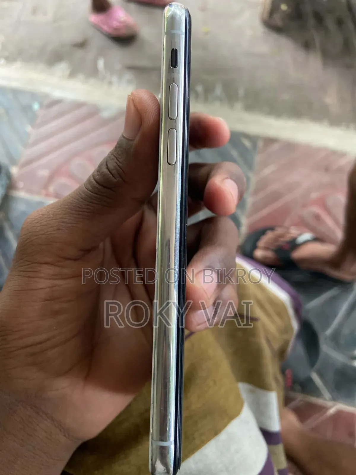 অ্যাপল আইফোন এক্স ৬৪ জিবি হোয়াইট