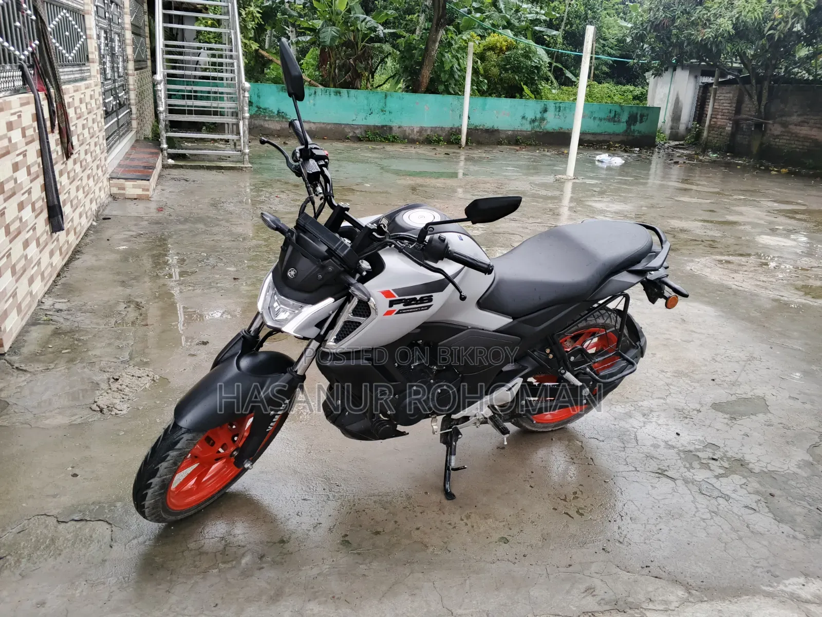 Yamaha FZ 2025 White