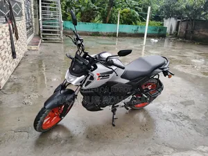 Yamaha FZ 2025 White