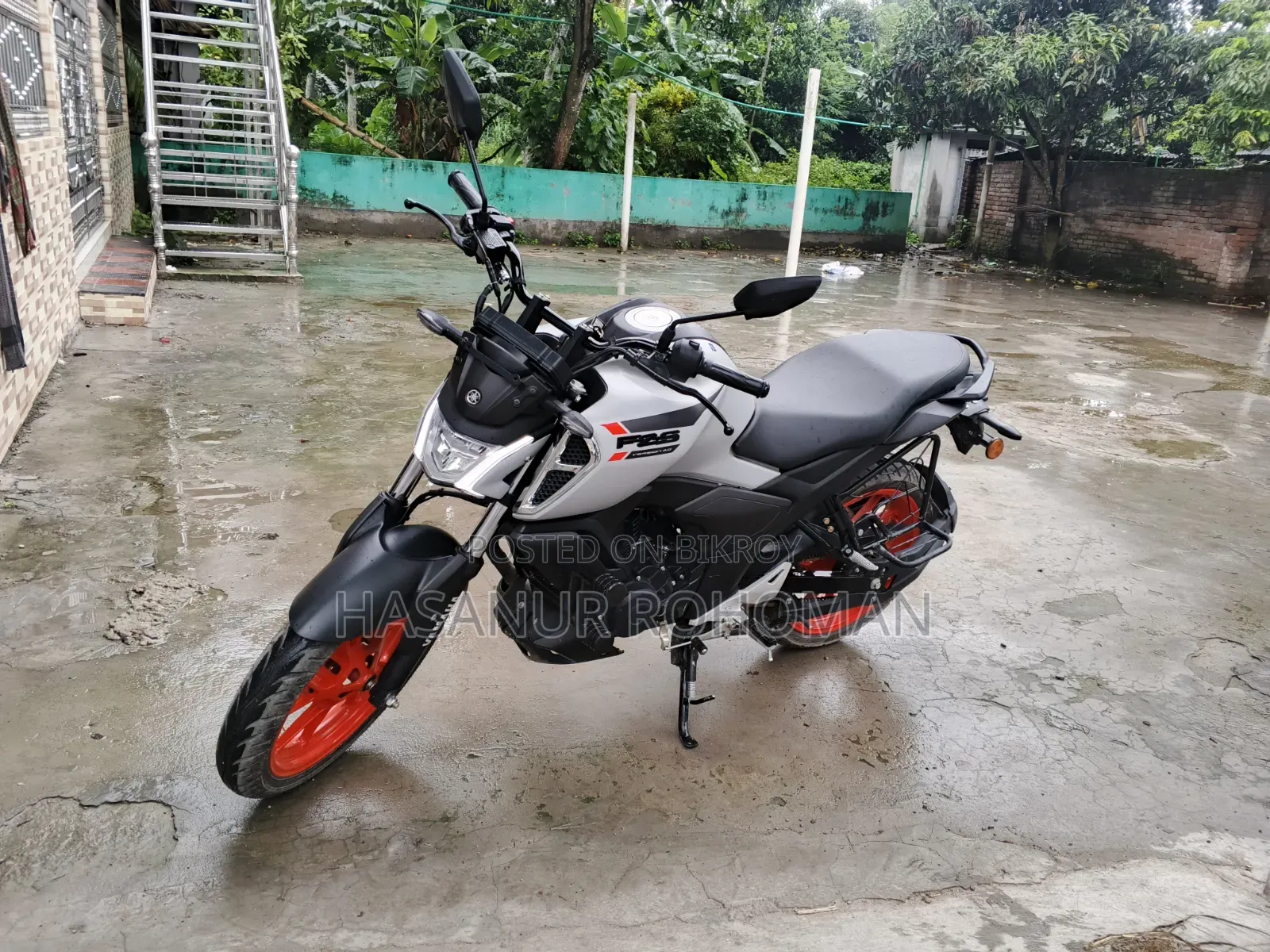 Yamaha FZ 2025 White