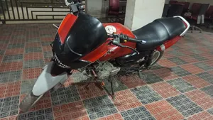 টিভিএস অ্যাপাচি আরটিআর ১৬০ ২ভি ২০০৯ লাল