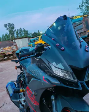 Yamaha R15 V3 2021 Gray