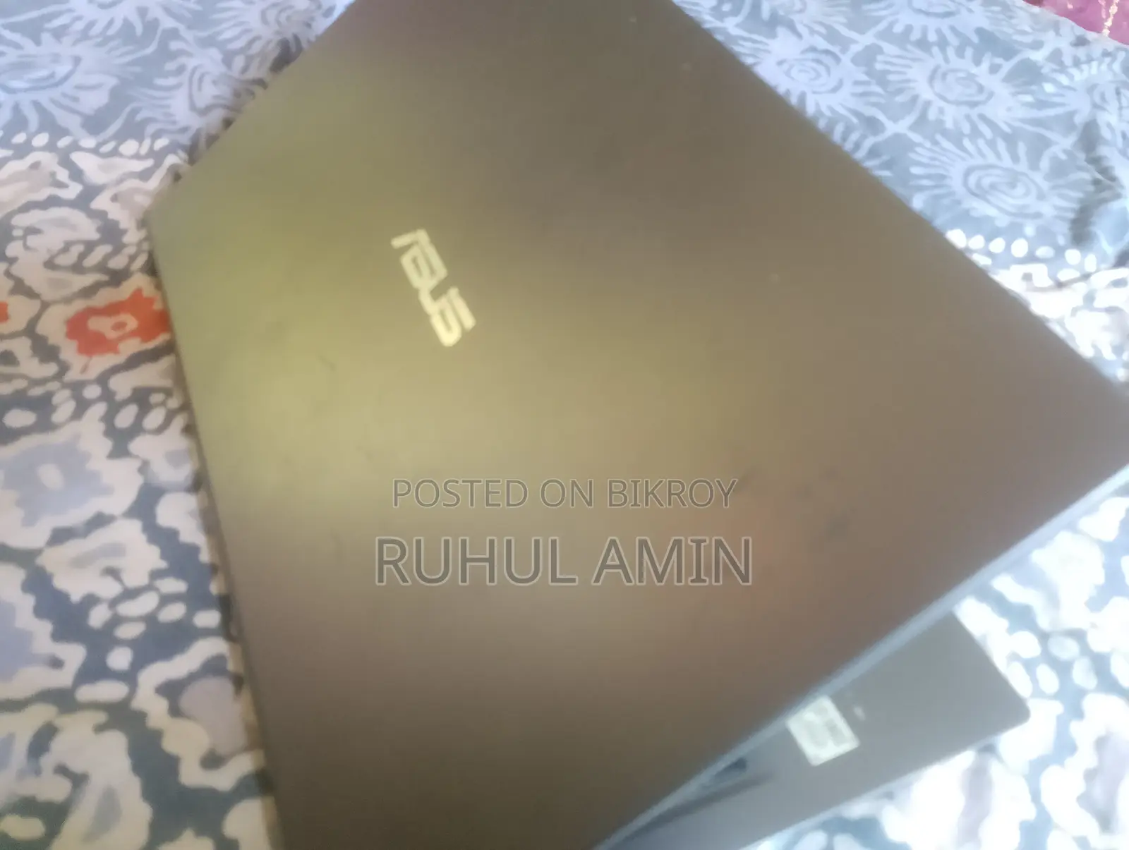 ল্যাপটপ আসুস ভিভুবুক ১৬ ৪জিবি ইন্টেল কোর আই৩ এইচডিপি+এসএসডি ১টি