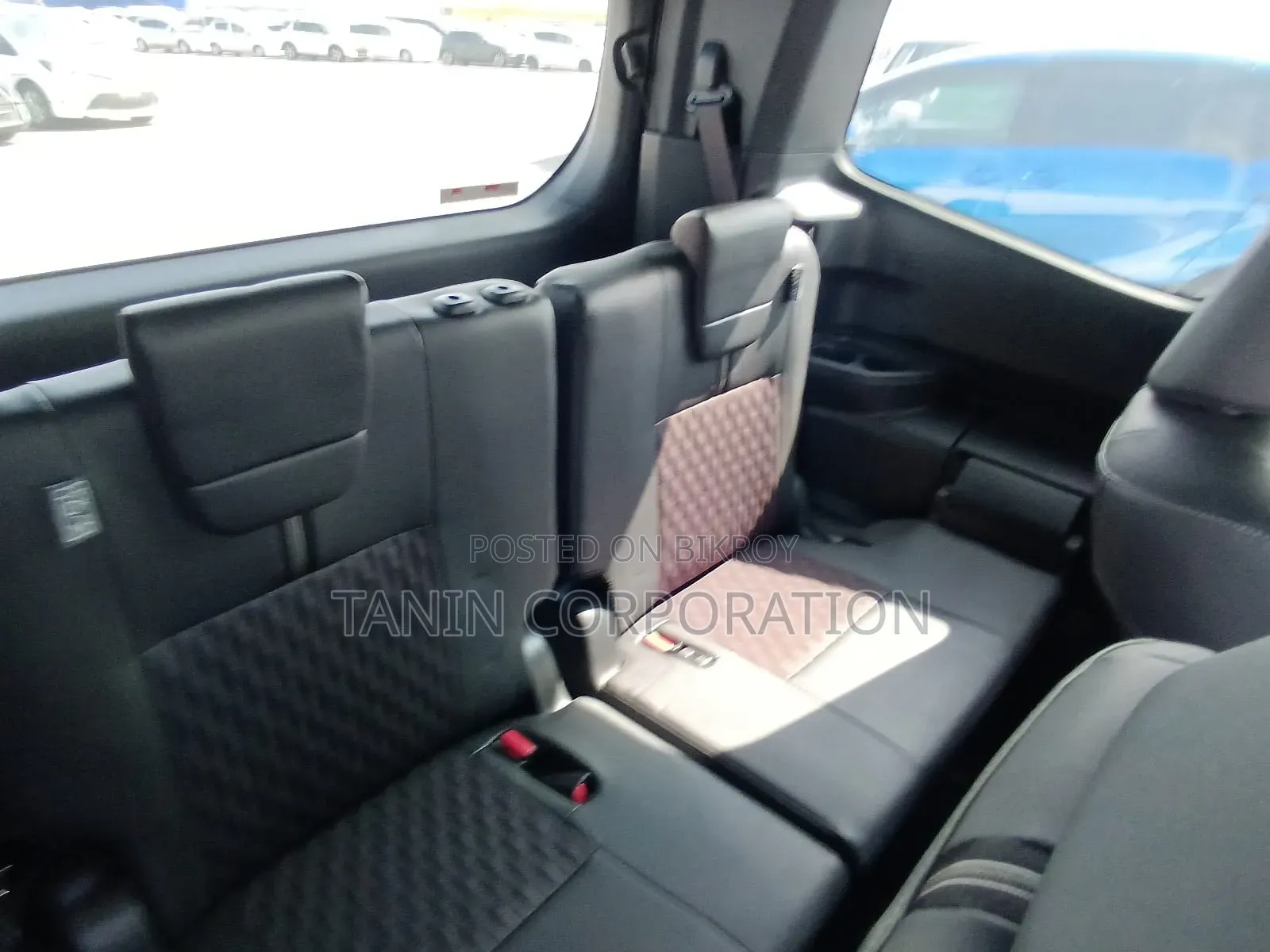 Toyota Noah 2022 Pearl