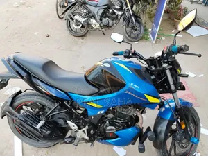 Hero Thriller 160R 2022 Blue