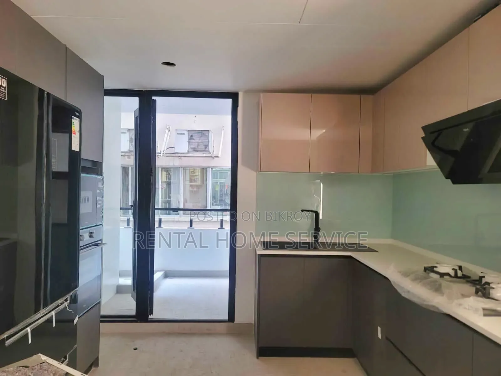 Furnished 4-Bedroom Apartment in Semi-Furnished, Gulshan for Rent