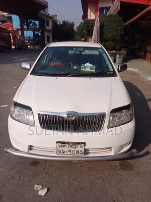 Toyota Corolla 2004 White