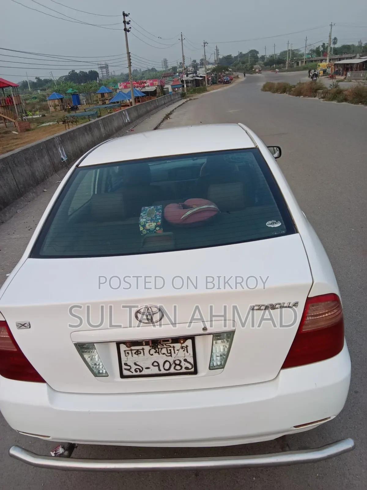 Toyota Corolla 2004 White