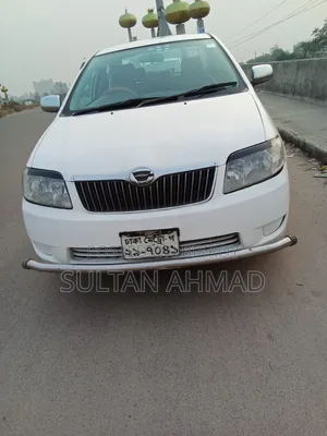 Toyota Corolla 2004 White