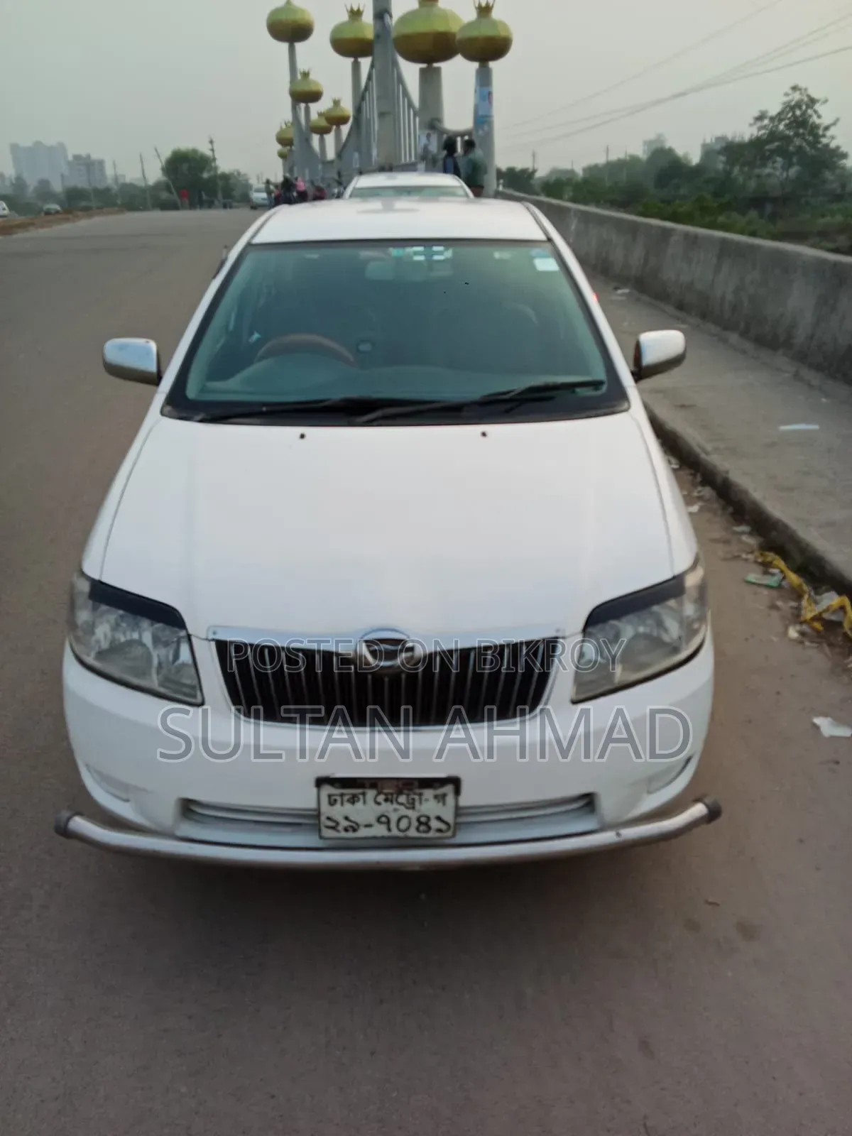 Toyota Corolla 2004 White