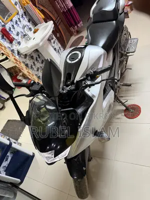 Suzuki Gixxer SF 2022 Silver