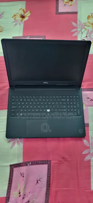 Laptop Dell Inspiron 15 3567 4GB Intel Core i5 SSD 128GB