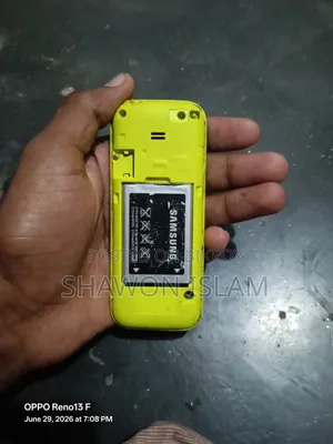 Samsung Guru Music 2 Green