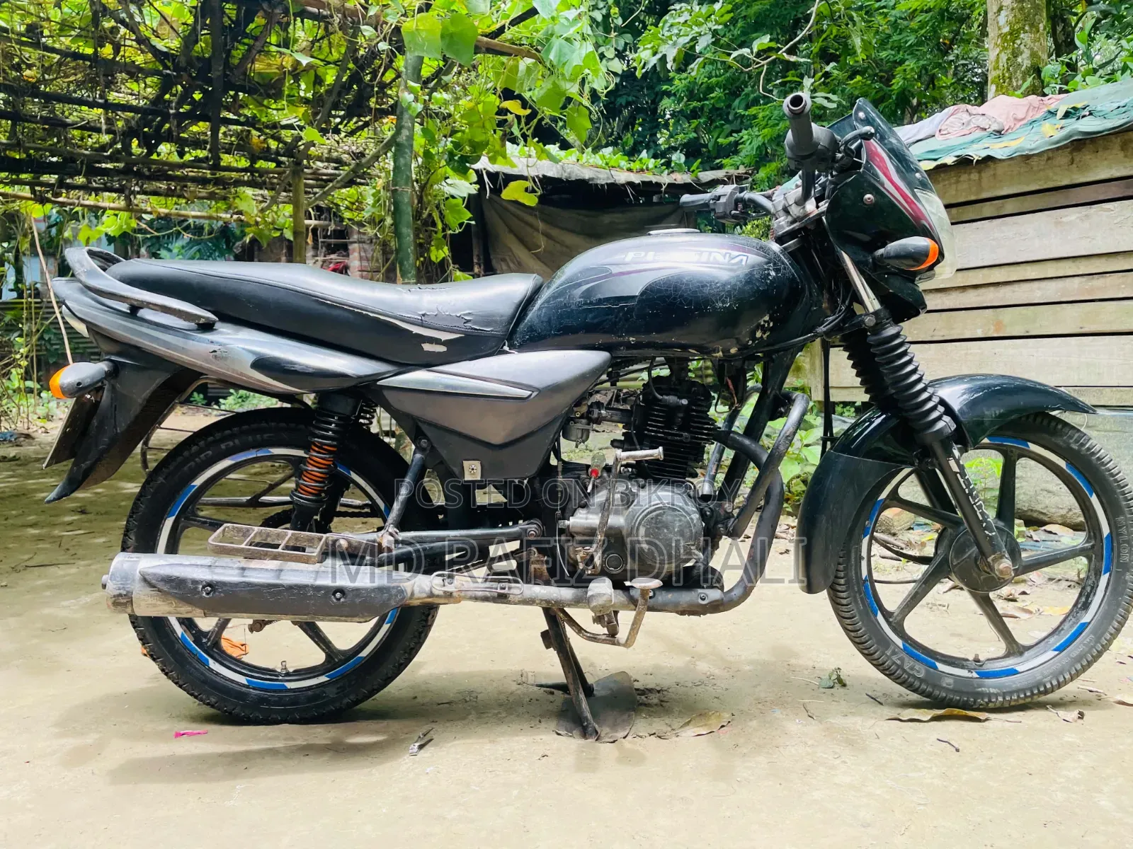 বাজাজ প্লাটিনা ১০০ ২০১৮ কালো