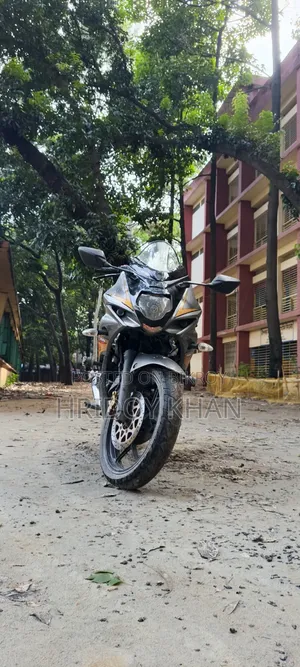 Suzuki Gixxer 2019 Gray
