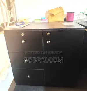 ড্রয়ার লকসহ প্রিমিয়াম ব্ল্যাক অফিস সাইড ক্যাবিনেট (২.৬' X ১.৬')