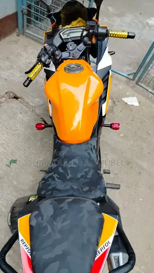 Honda CBR 2018 Orange