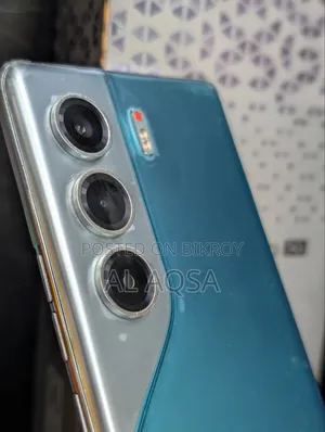 টেকনো স্পার্ক ৪০ প্রো ২৫৬ জিবি