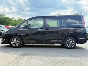 Toyota Esquire 2021 Black