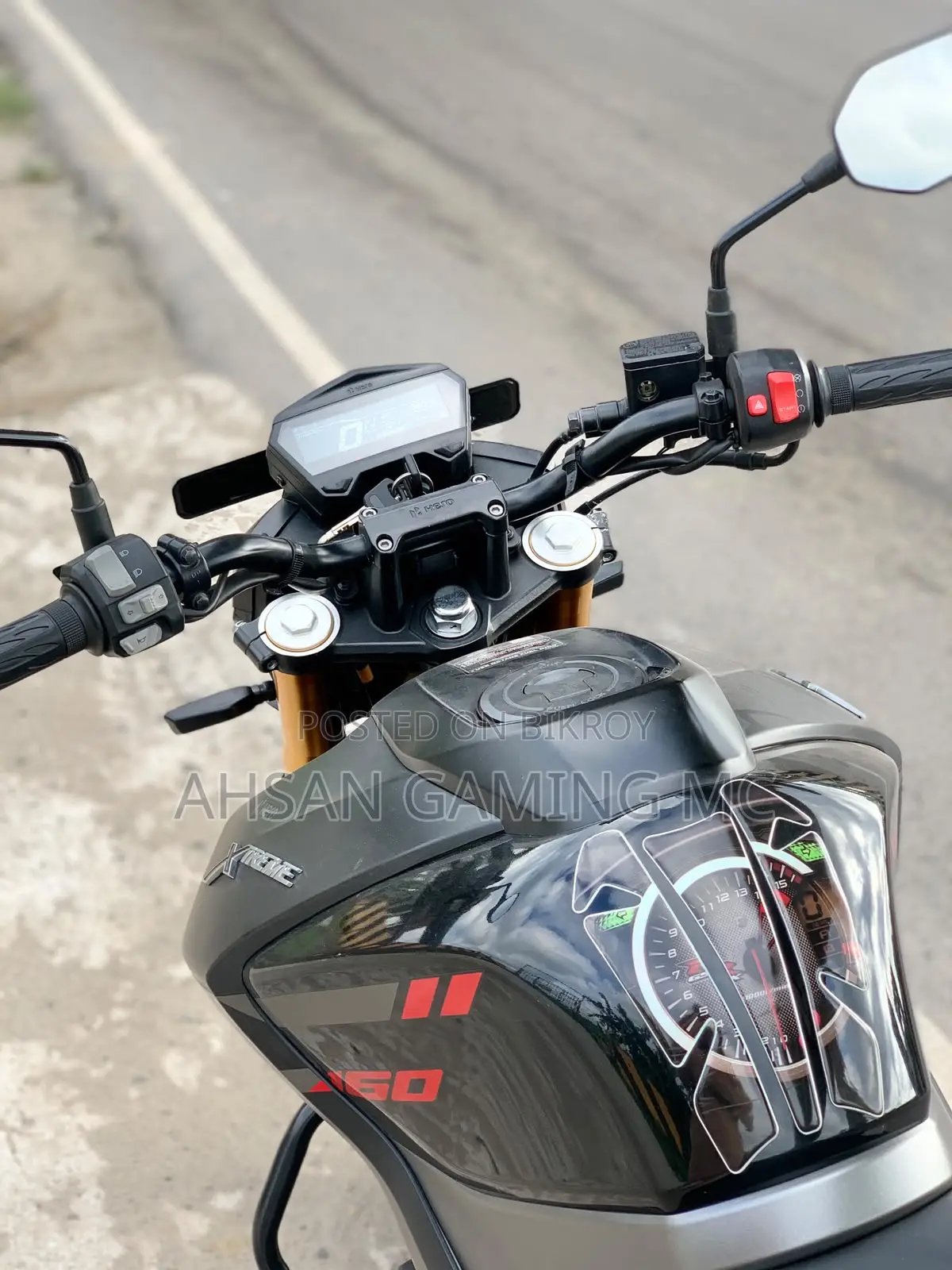 নতুন হিরো এক্সট্রিম ১৬০আর ৪ভি ২০২৫ কালো