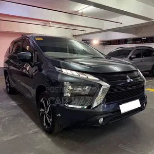Mitsubishi Xpander Premium 2025 Gray