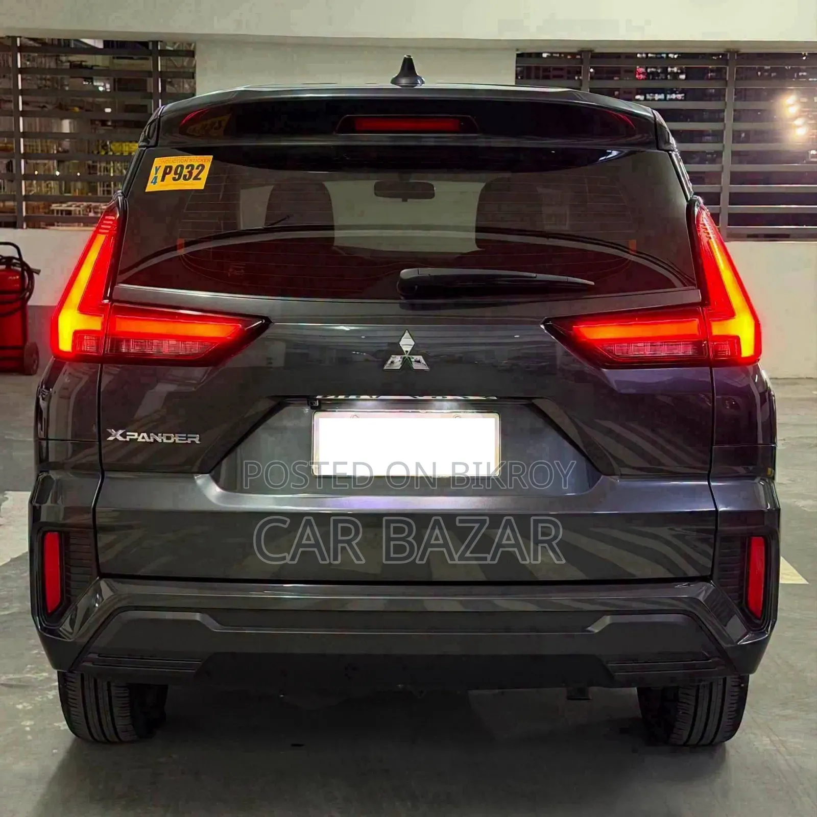 Mitsubishi Xpander Premium 2025 Gray