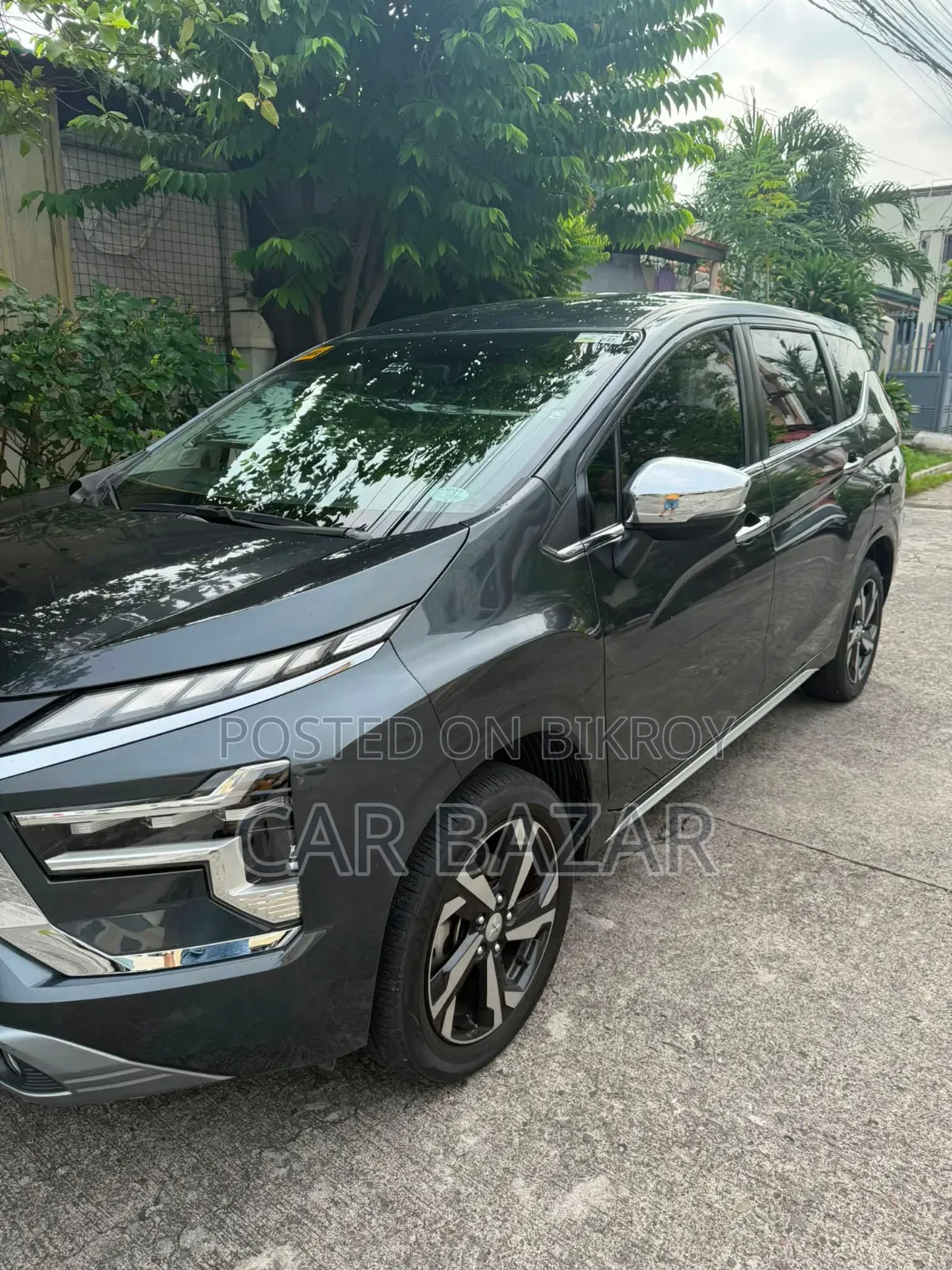 Mitsubishi Xpander Premium 2025 Gray
