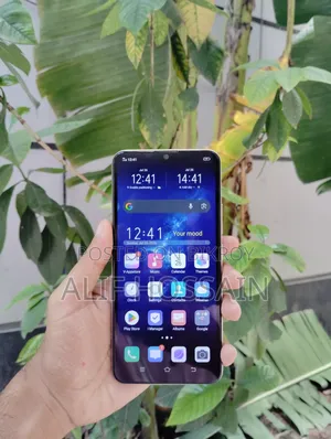 Vivo Y19 128 GB White