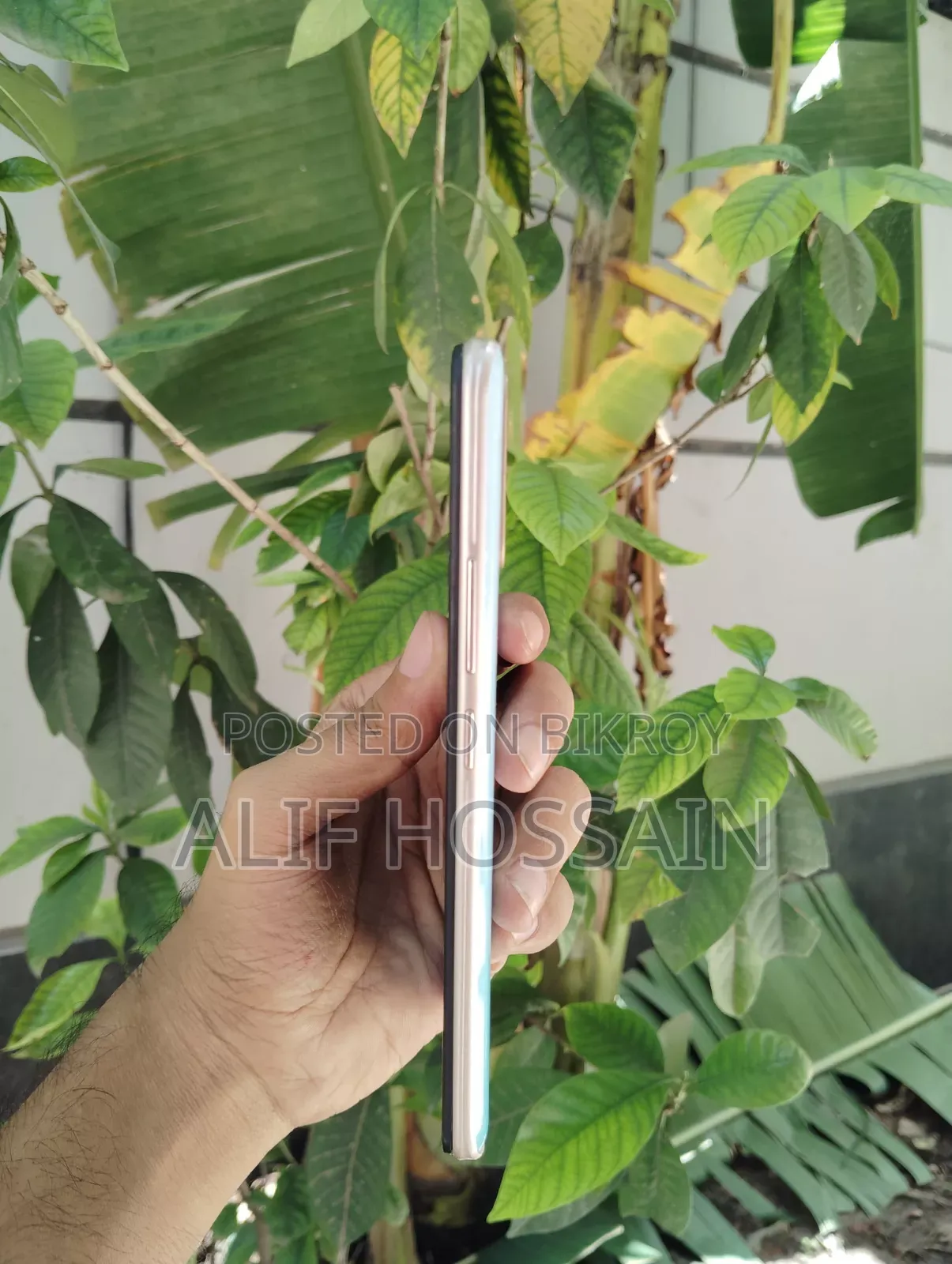 Vivo Y19 128 GB White