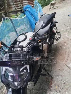 TVS Apache 160 4V 2023 ব্ল্যাক