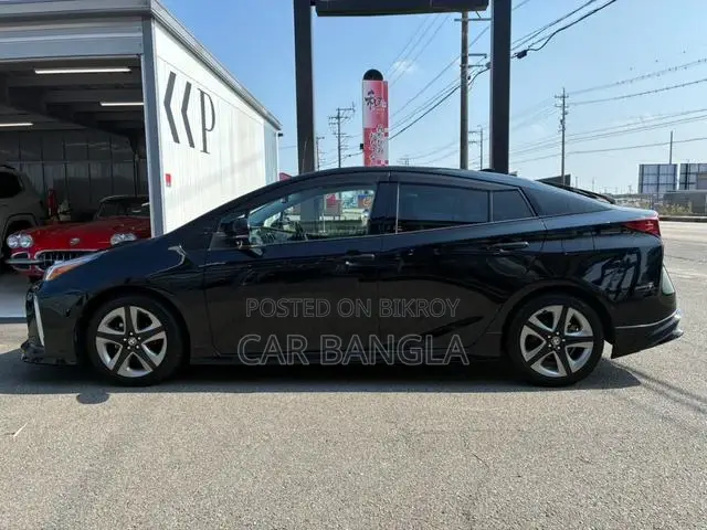 Toyota Prius 2021 Black