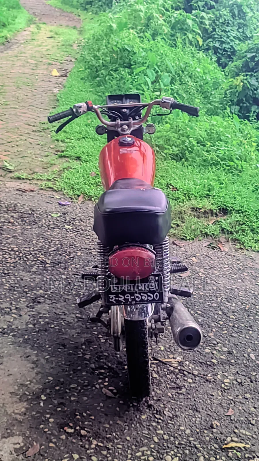 হোন্ডা ২০১৮ লাল