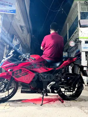 Suzuki Gixxer SF 2022 Red