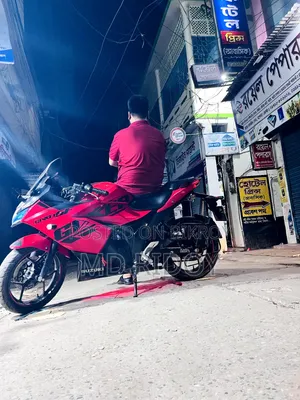 Suzuki Gixxer SF 2022 Red