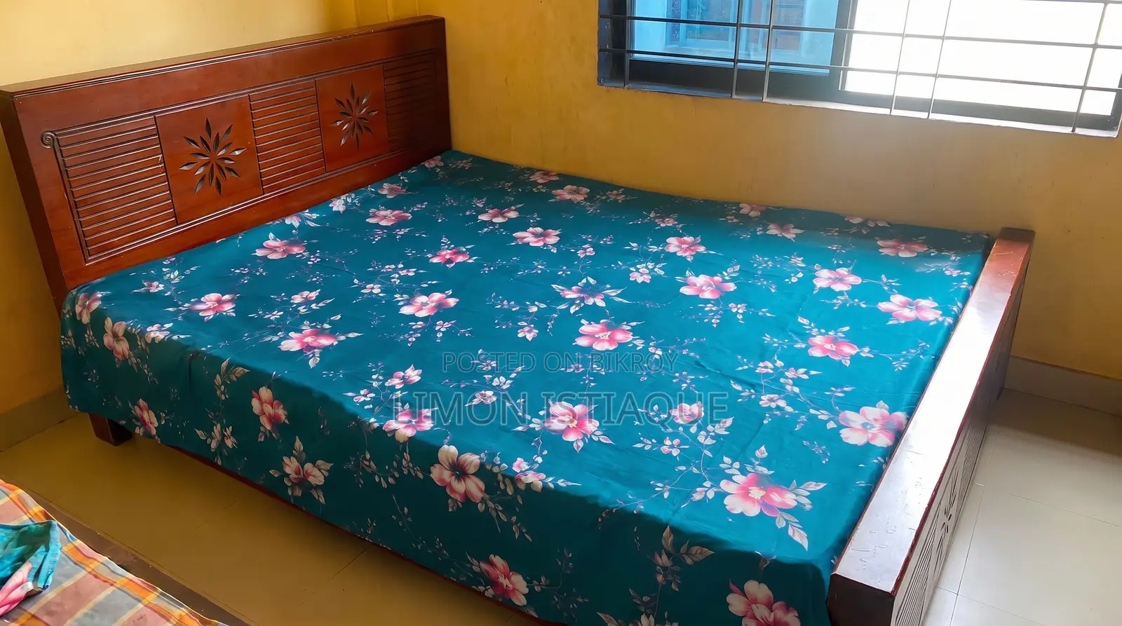 এক্সক্লুসিভ ডাবল বেড বিক্রয়