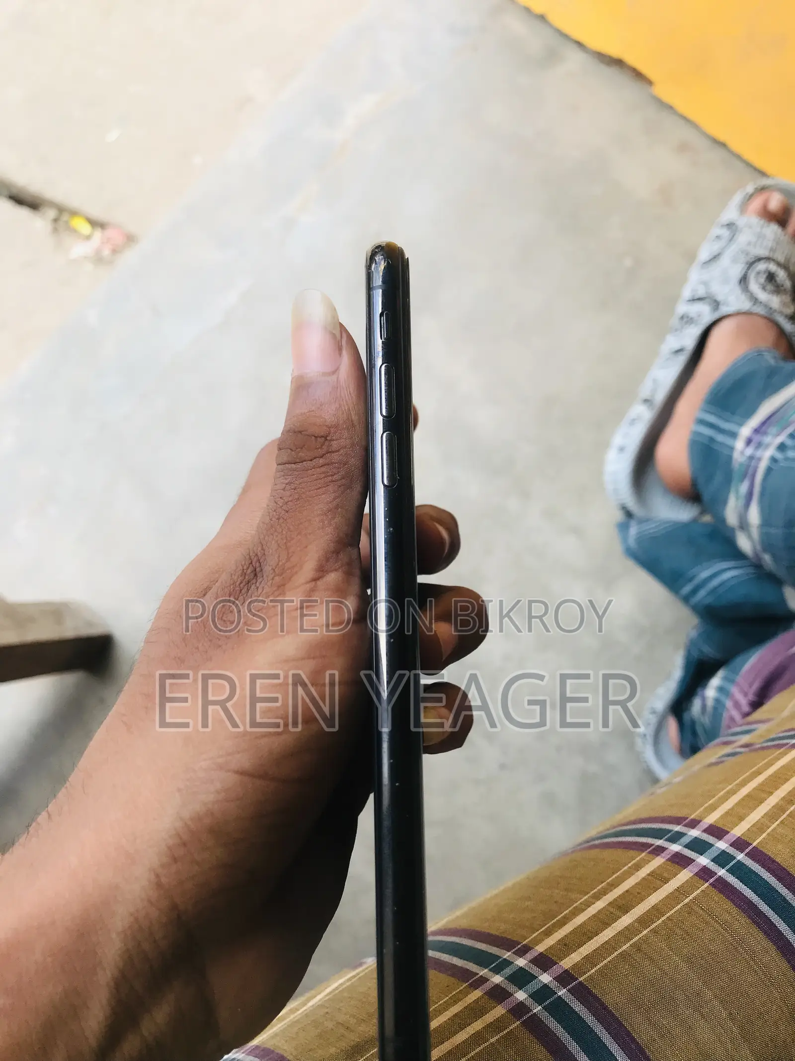 New Apple iPhone XS Max 64 GB Black
