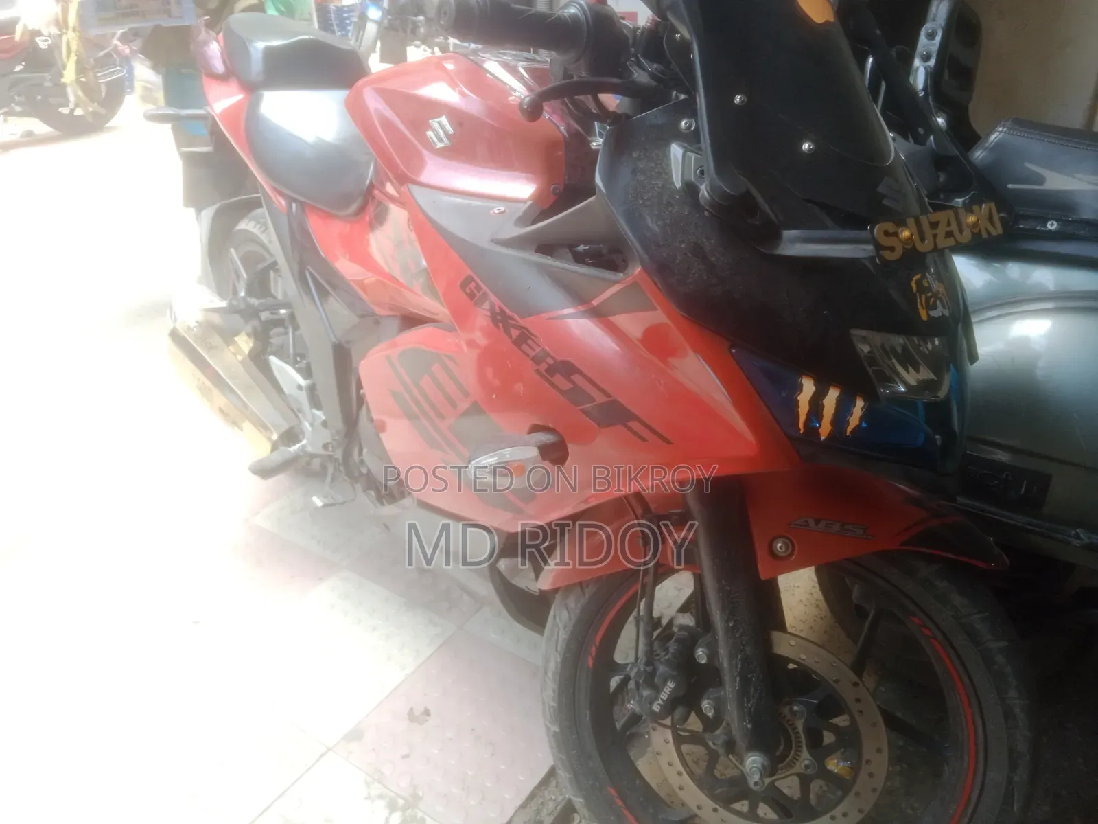 Suzuki Gixxer SF 2022 Red