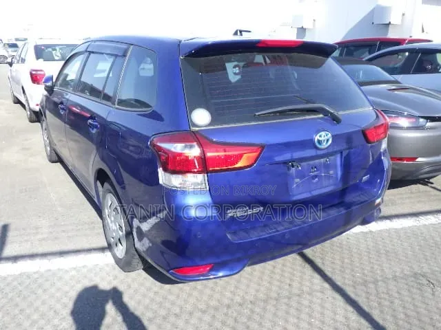 Toyota Corolla Fielder 2021 Blue