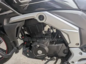 Runner Turbo V2 2023 Black
