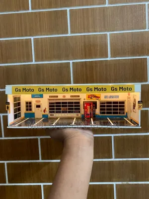 Volvo Mini Garage Diorama