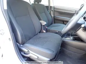 Toyota Axio 2021 White
