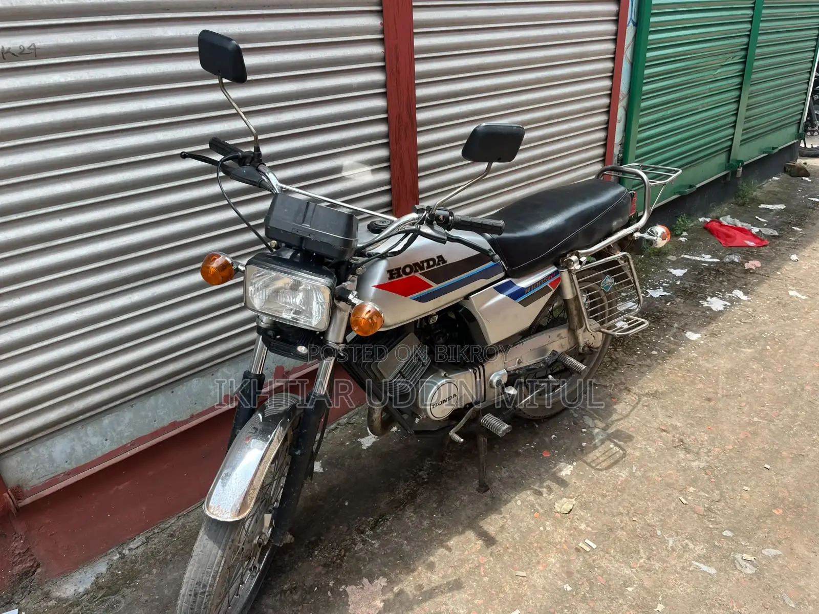 Honda 1989 Silver