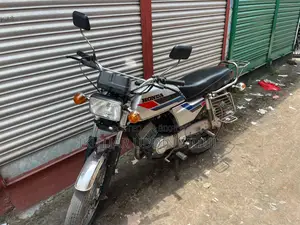 Honda 1989 Silver
