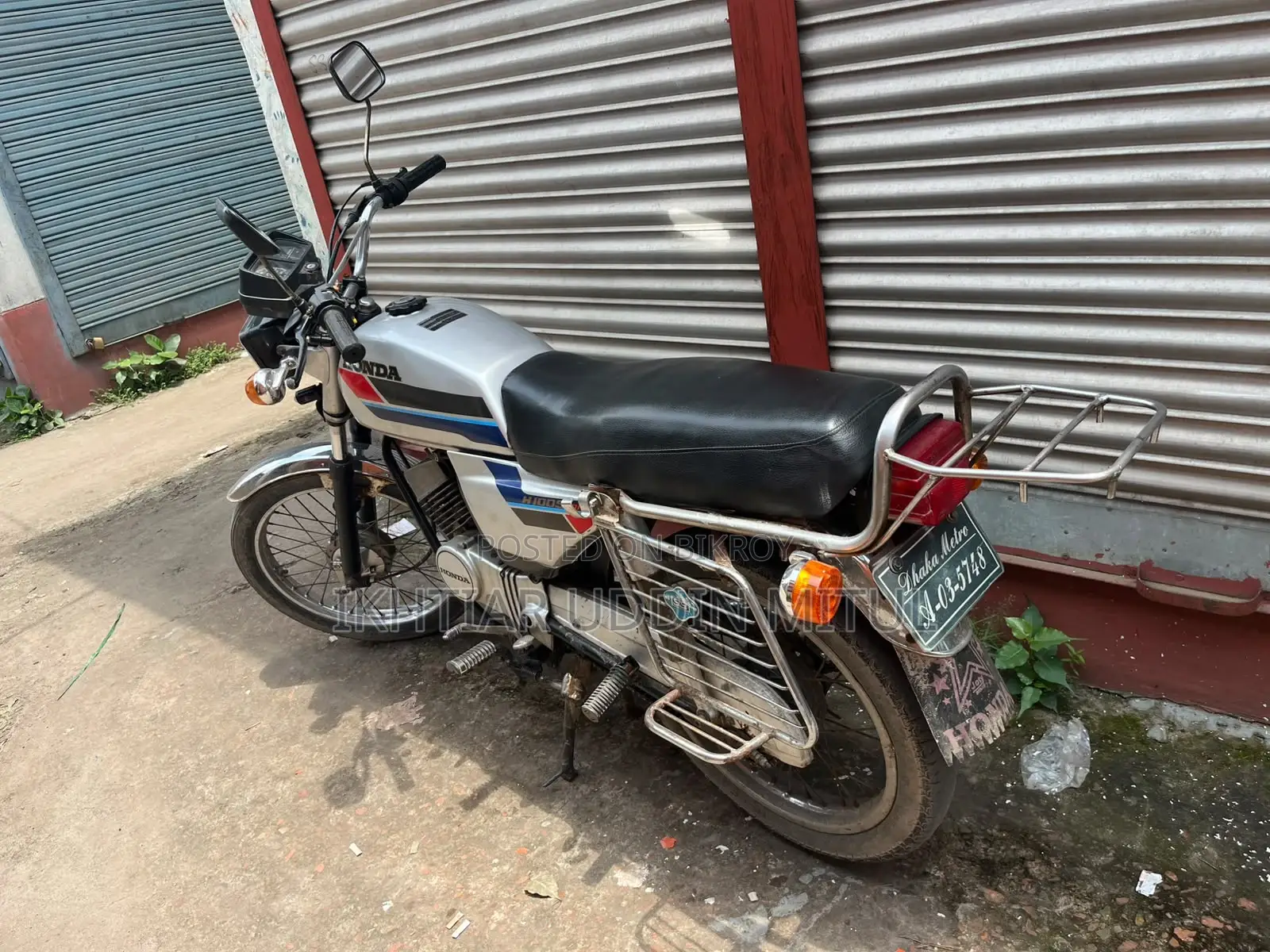 Honda 1989 Silver