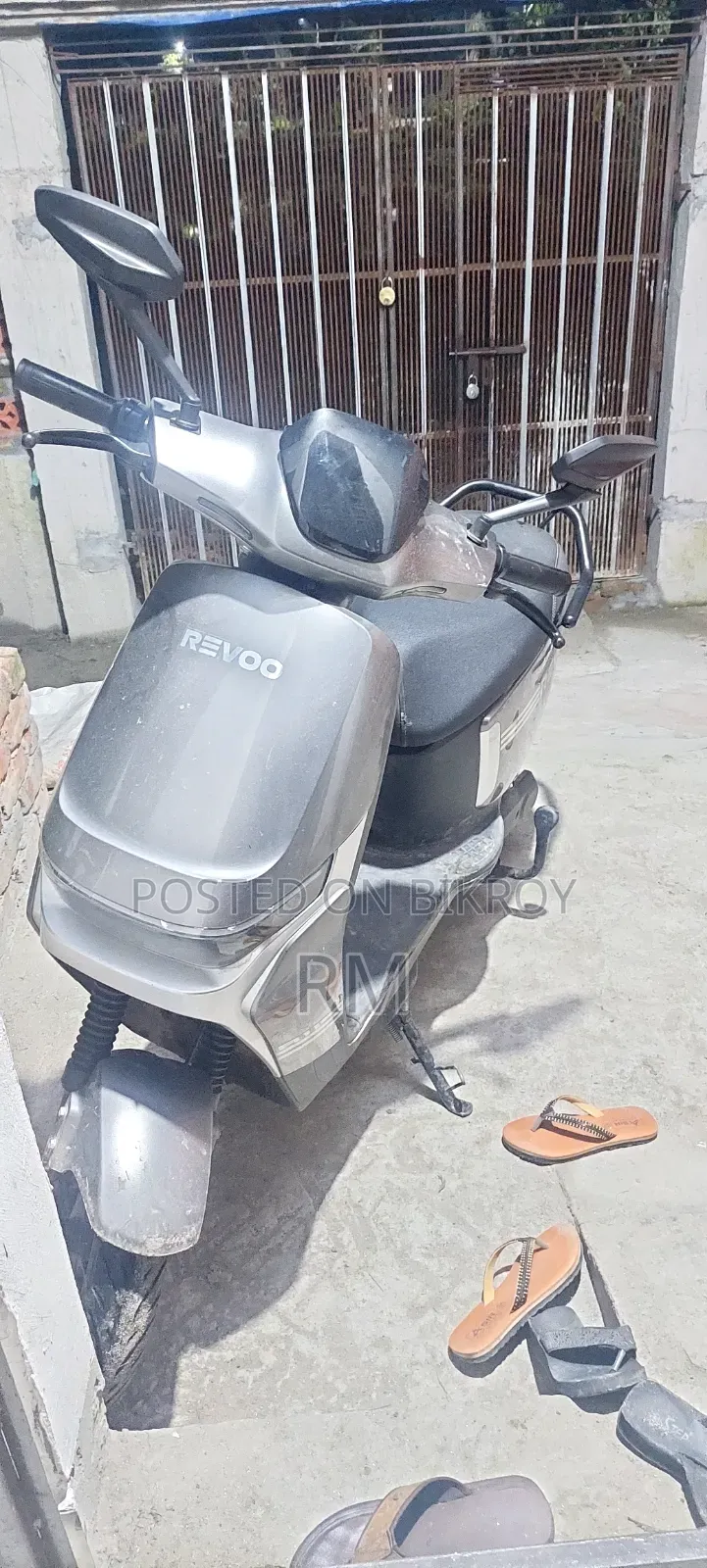 Revoo A11 2026 Gray