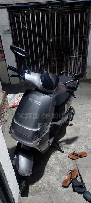Revoo A11 2026 Gray